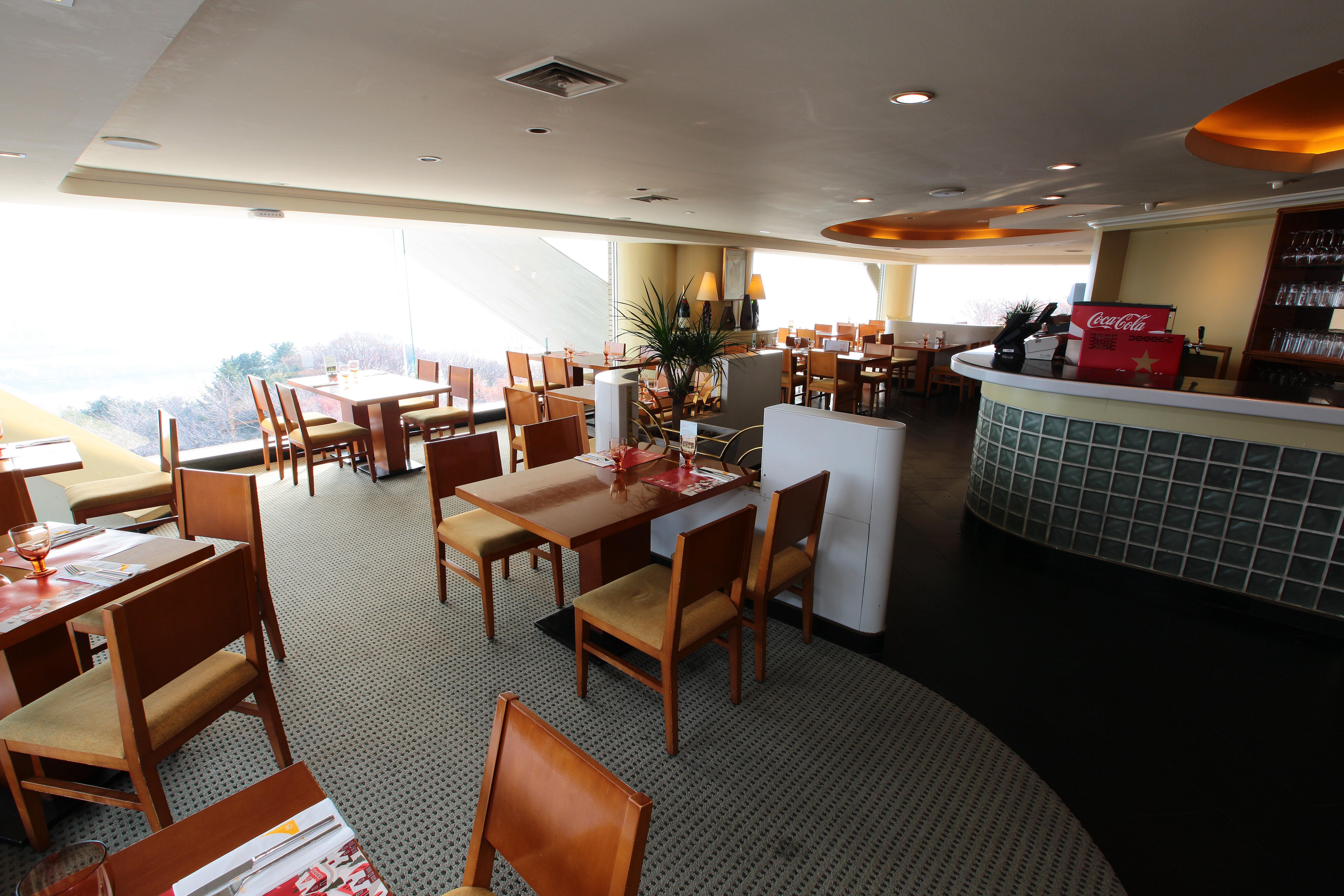 Vista Walkerhill - Formerly W 5*